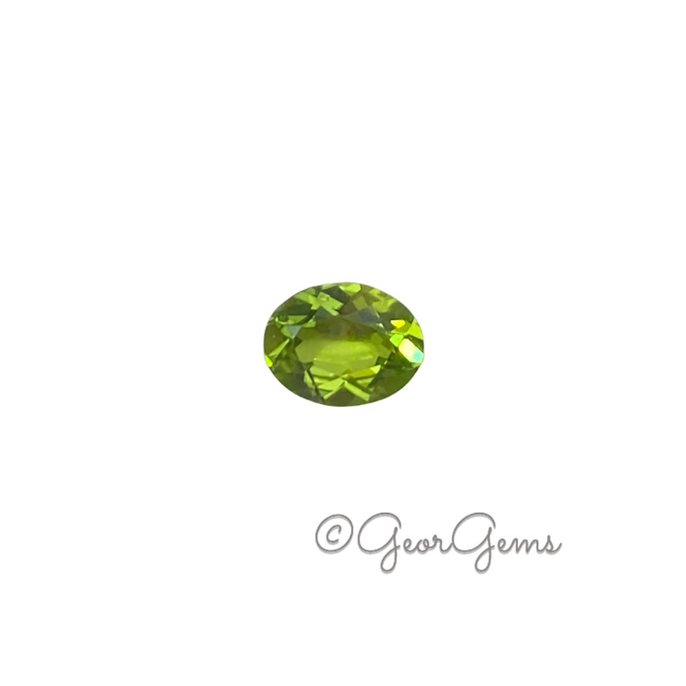 Peridot-21753 1.76ct Peridot - Oval - Image 1