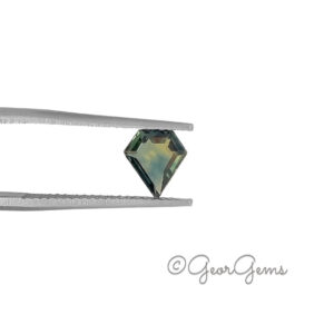 1.05ct Teal Sapphire - Fancy Shape