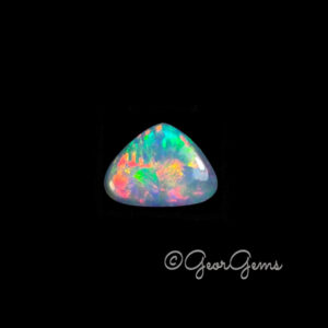 2.74ct Opal – Triangular Cabochon
