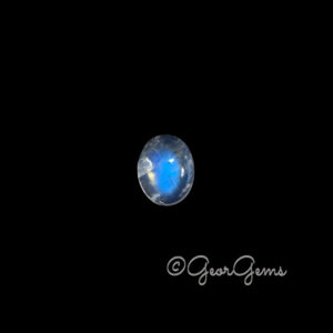 2.29ct Moonstone - Oval Cabochon