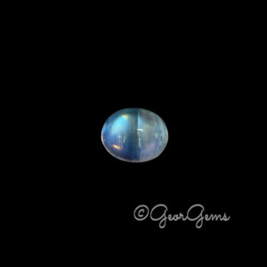 2.57ct Moonstone - Oval Cabochon