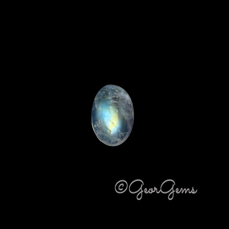 25382 1.97ct Moonstone - Oval Cabochon