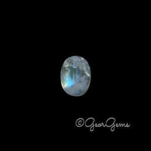 5.87ct Moonstone - Oval Cabochon