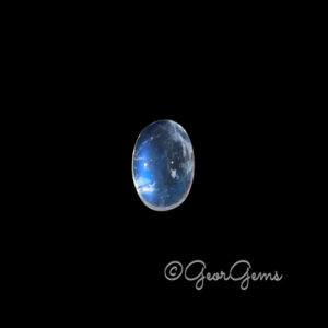 2.92ct Moonstone - Oval Cabochon