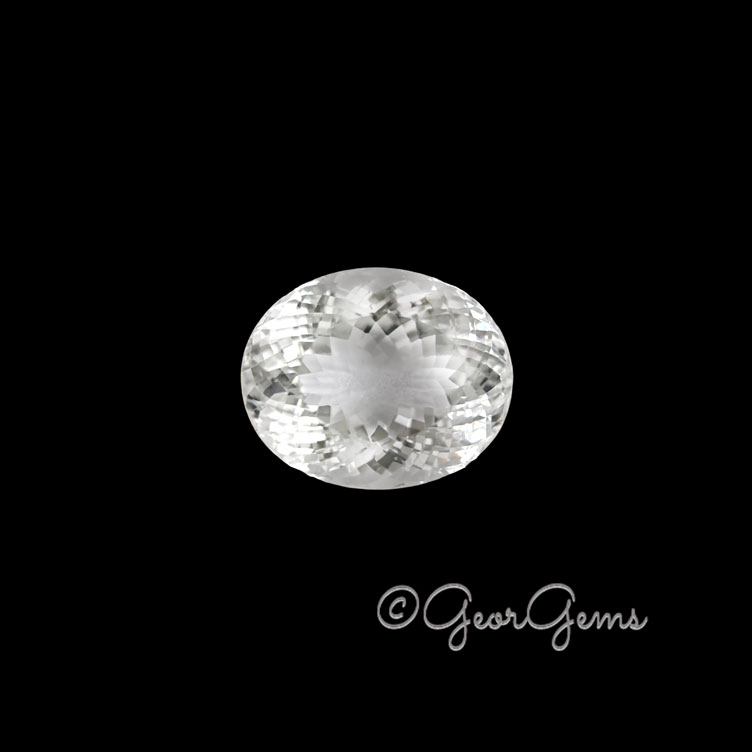 25762 75.80ct White Quartz - Oval