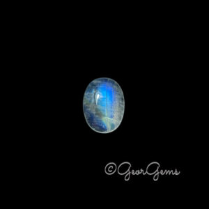 4.64ct Moonstone - Oval Cabochon