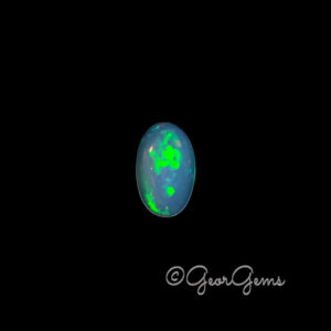 2.62ct Opal - Oval Cabochon