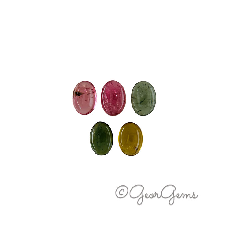 25913 3.50tcw Tourmaline - Oval Cabochon