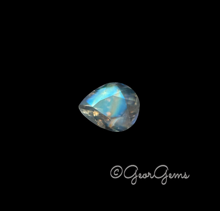 26555 2.31ct Rainbow Moonstone - Pear Shape