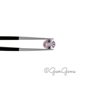 0.94ct Pink Sapphire - Oval