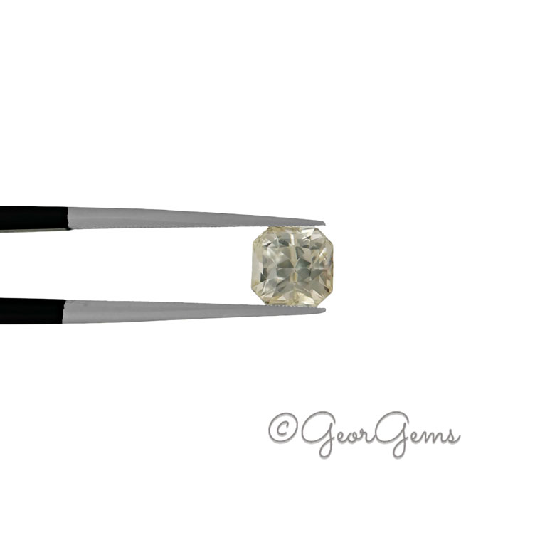 27278 1.71ct Yellow Sapphire - Radiant
