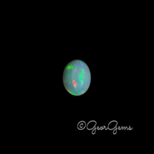 2.67ct Opal - Oval Cabochon