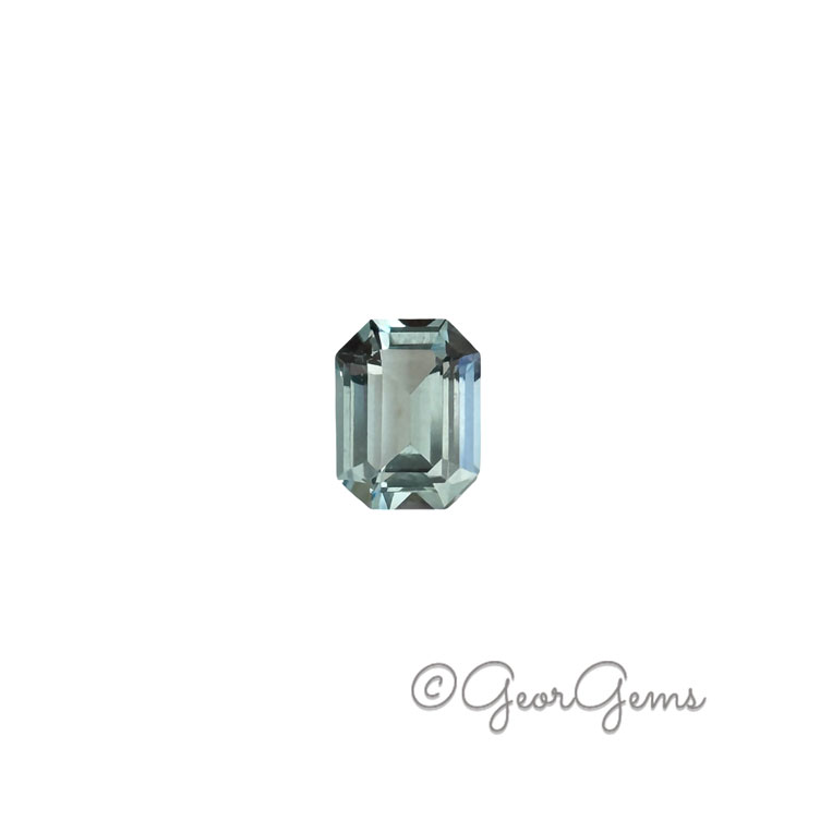 28475 1.48ct Aquamarine - Emerald Cut