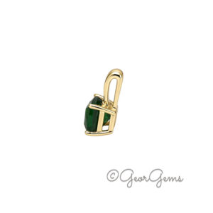 Side view of cushion cut tsavorite garnet pendant in 9K yellow gold, 4-prong setting